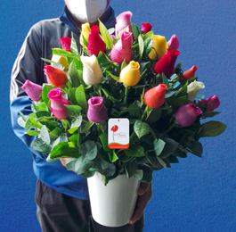 Arreglos florales con rosas de colores en lima 