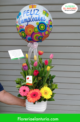 Arreglo con Tulipanes de colores 